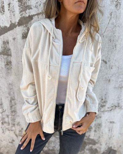 Dabria – The Perfect Transitional Jacket For Spring And Summer