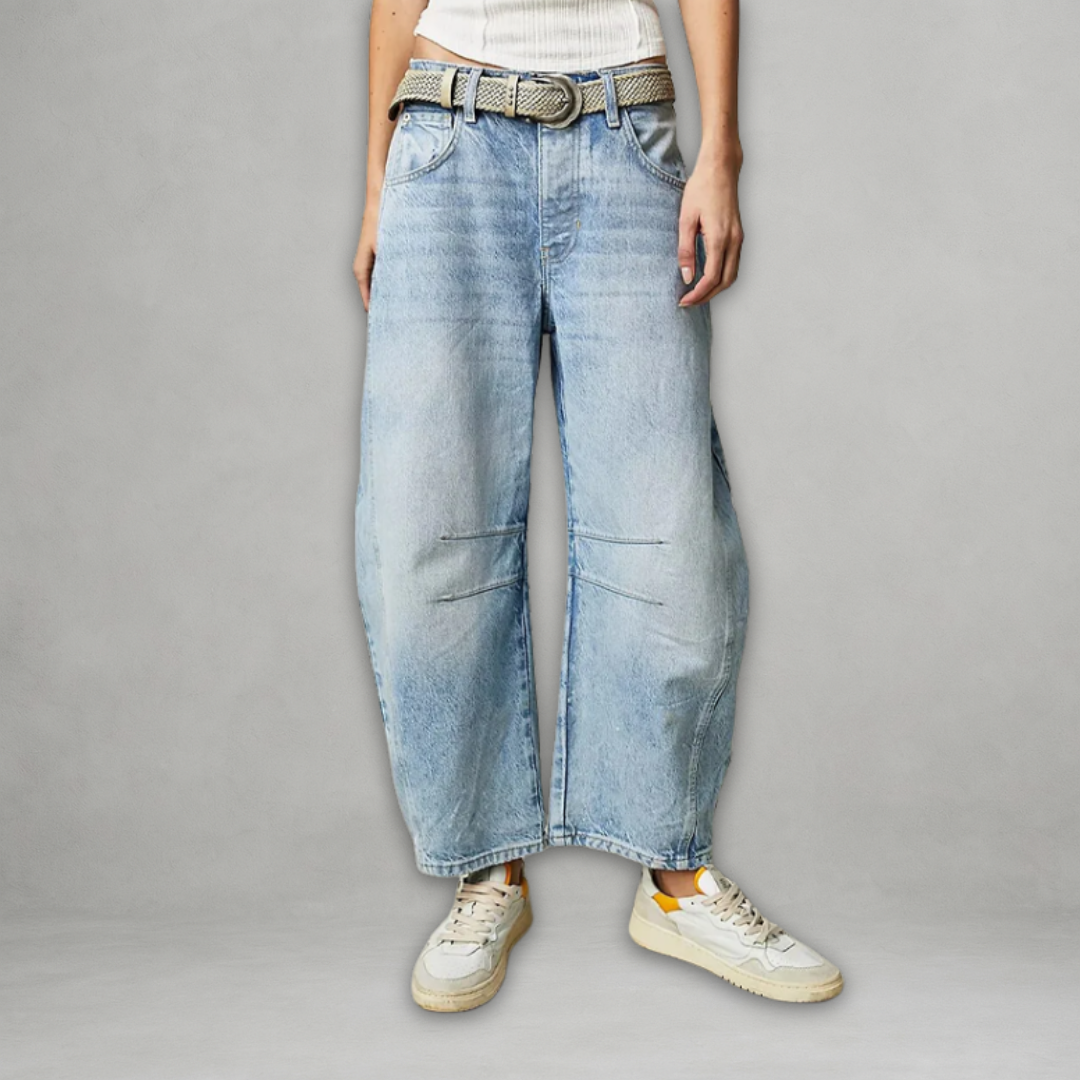 Leniya - Stylish And Comfortable Baggy Jeans