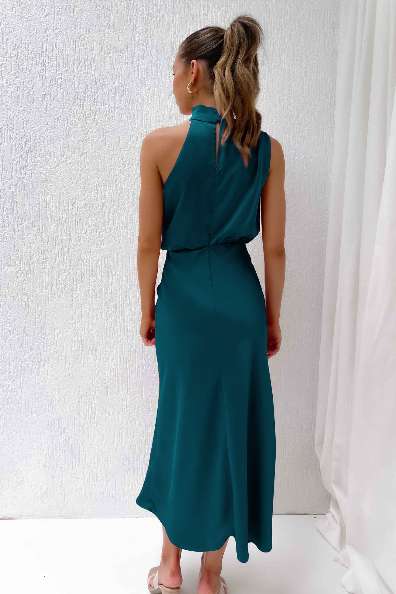 Elspeth | Long Dress With Halterneck