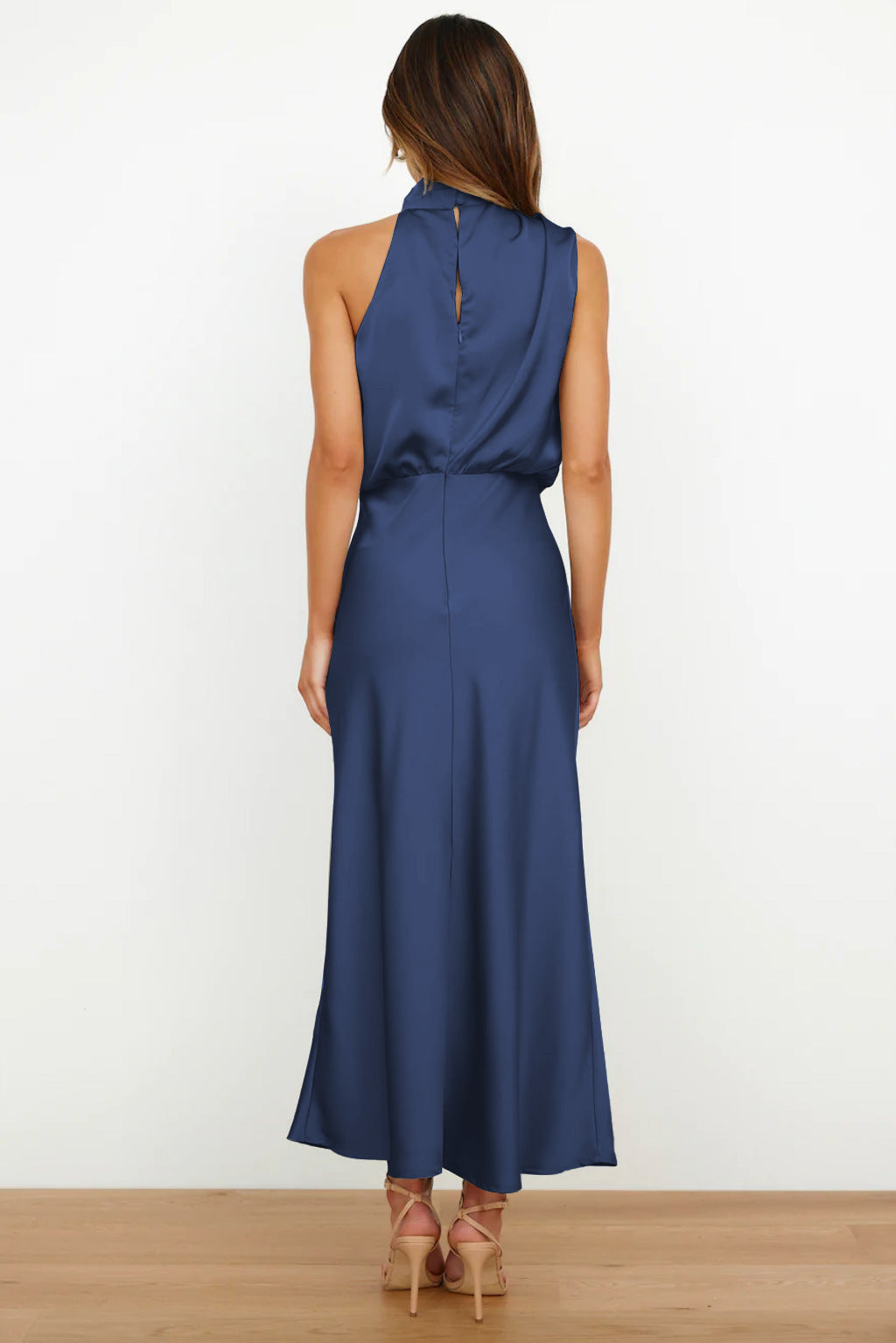 Elspeth | Long Dress With Halterneck