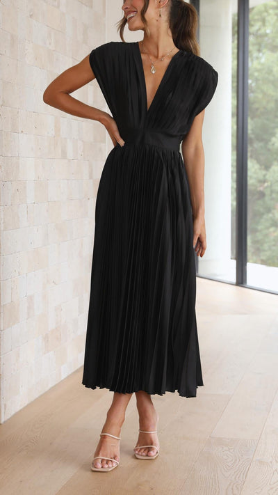 Bernice | Elegant Pleated Dress