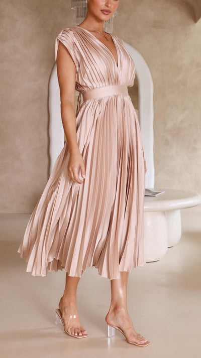 Bernice | Elegant Pleated Dress