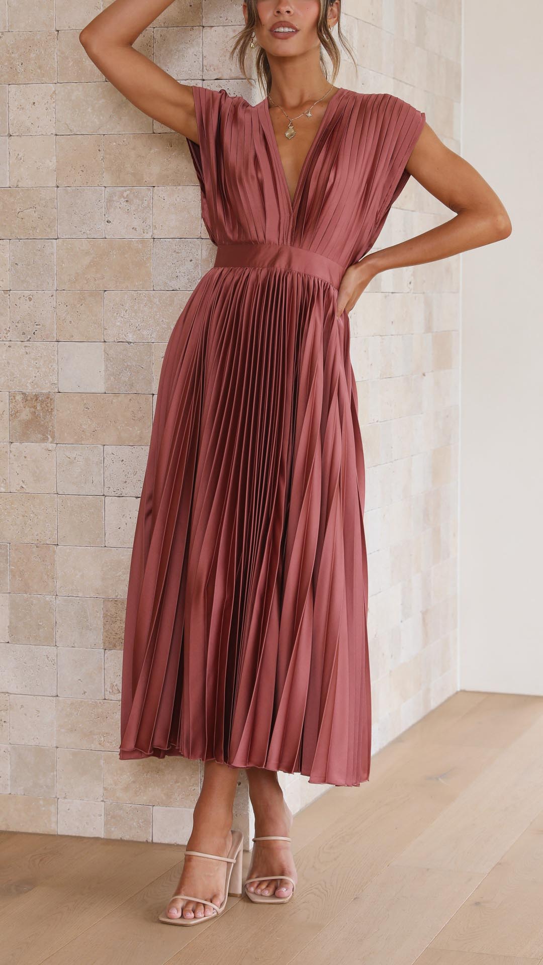 Bernice | Elegant Pleated Dress